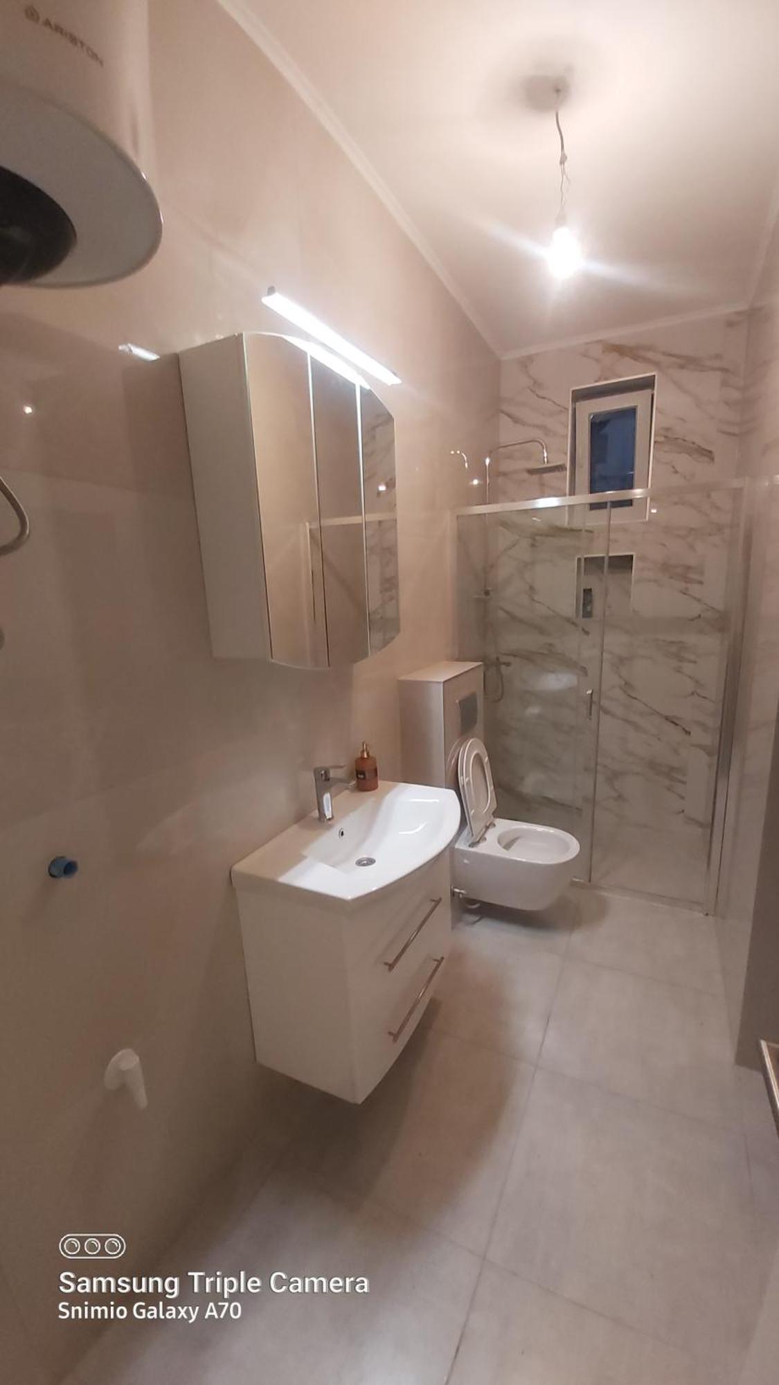 Amy Apartman Тузла Екстериор снимка